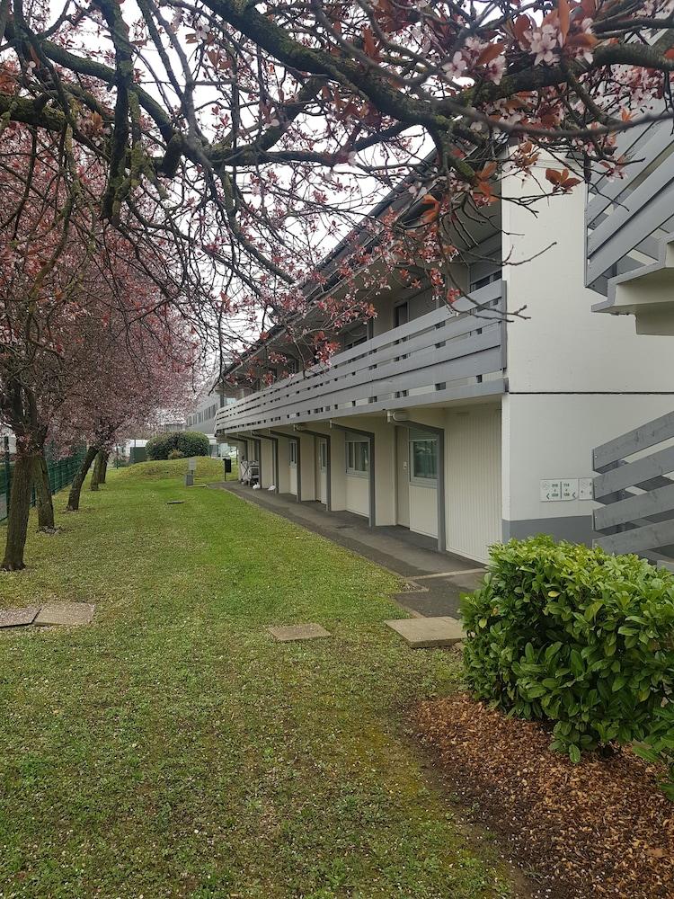 Campanile Creteil - Bonneuil Sur Marne Hotel Exterior photo