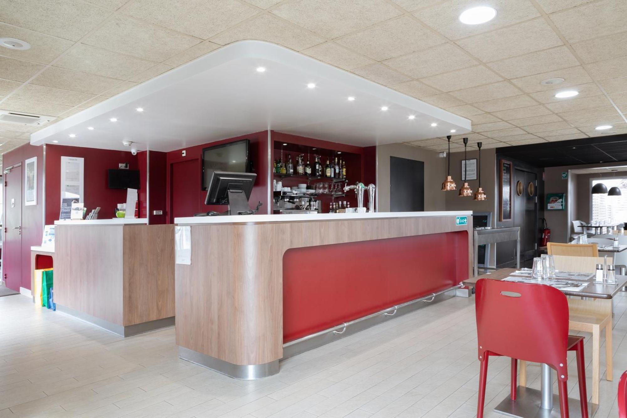 Campanile Creteil - Bonneuil Sur Marne Hotel Exterior photo